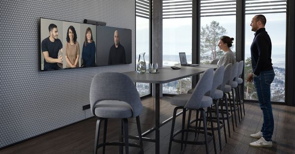 modern-conference-room-neat-bar-setup