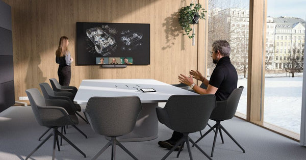 HUDDLE CONFERENCE ROOM SETUP—EVERYTHING YOU NEED FOR AN EFFICIENT SPACE