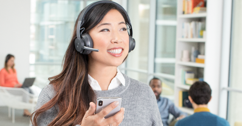 NOISE-CANCELLING HEADPHONES FOR CALL CENTERS