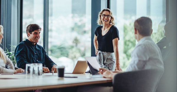 HOW TO BUILD A SMALL HYBRID CONFERENCE ROOM WITH BYOD SOLUTIONS
